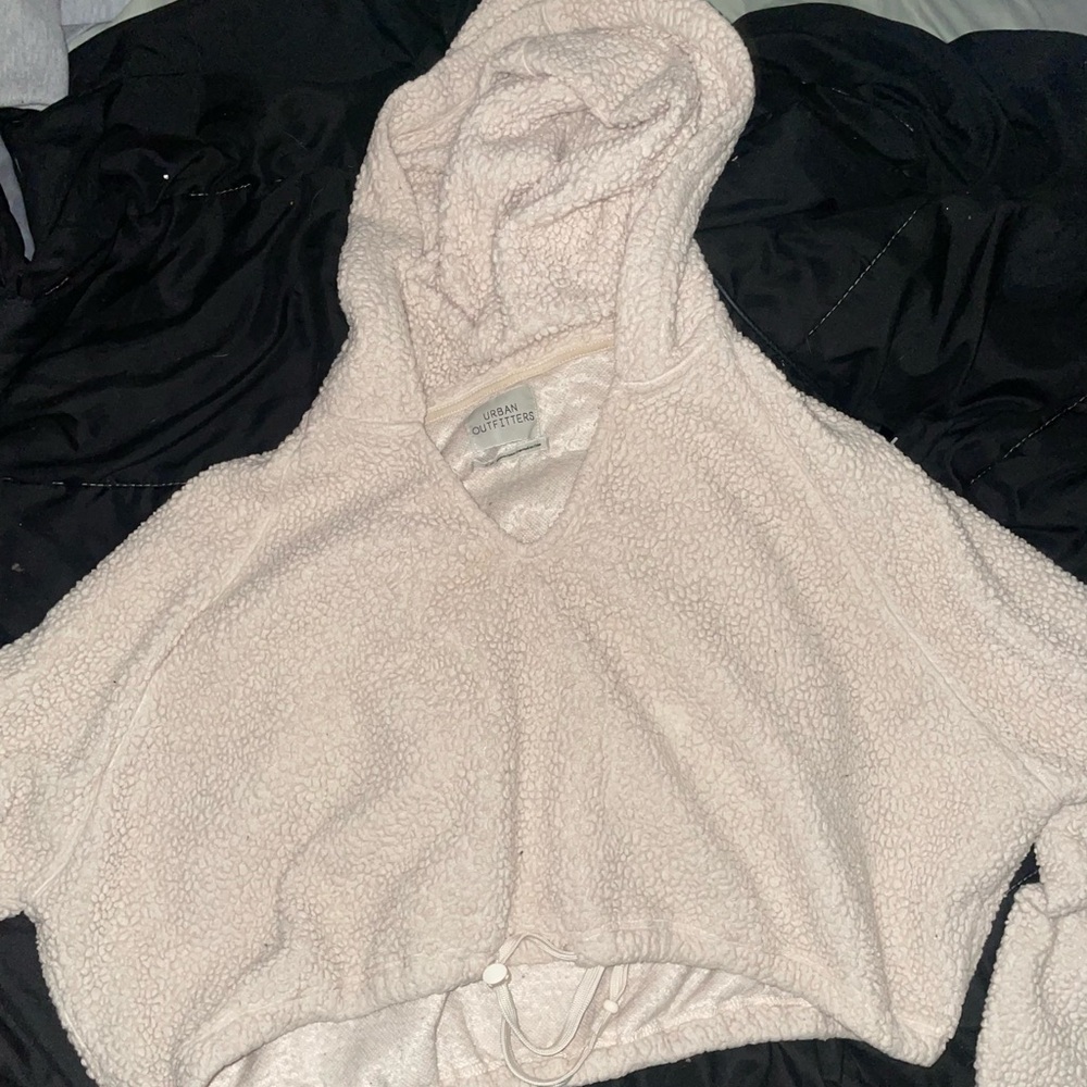 urban outfitters cropped sweaters